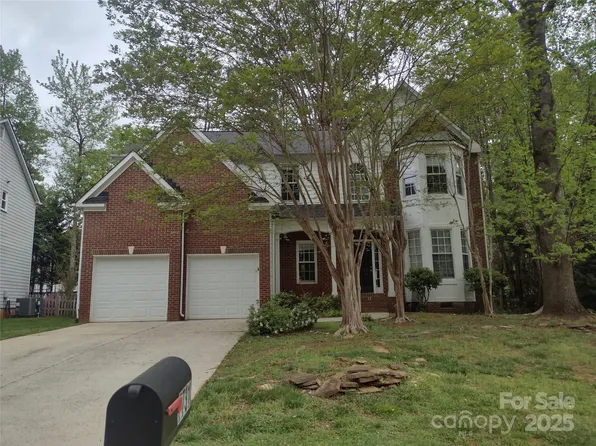 7731 Harrington Woods Rd #17, Charlotte, NC 28269