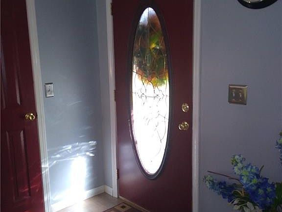 2nd image of 3744 Woodbine Ave