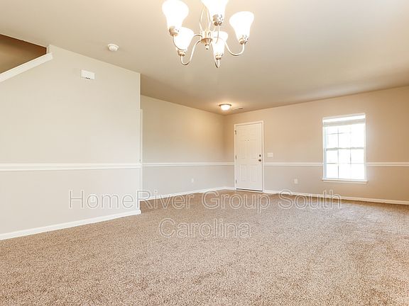3rd image of 305 Clayburne Dr