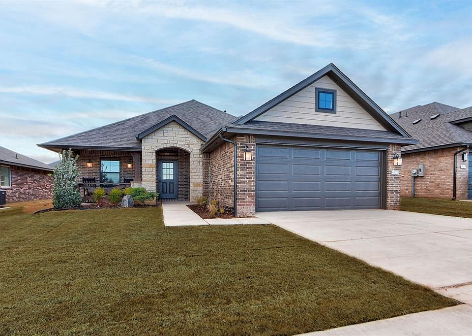 1st image of 4832 Sand Lily Ln