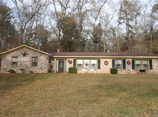 113 Saint Andrews Dr, Valley Grande, AL 36703