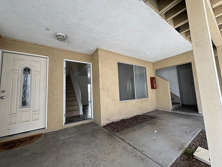 2780 Orange Ave — Photo 16