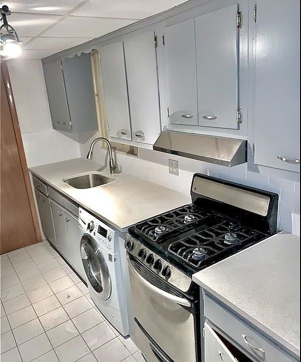 1st image of 32-53 33rd St #1