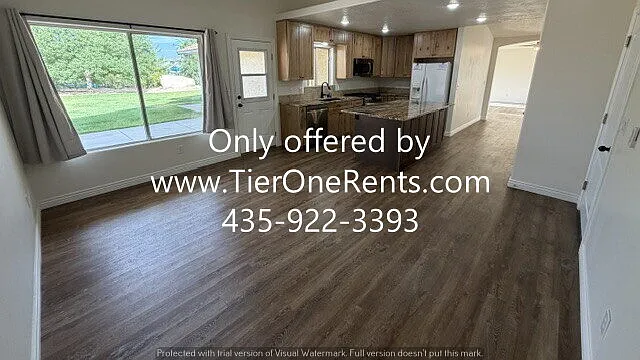 2319 S 1950 E — Photo 8