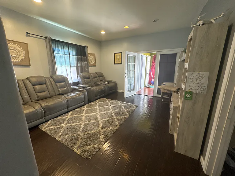 390 Monroe St — Photo 20