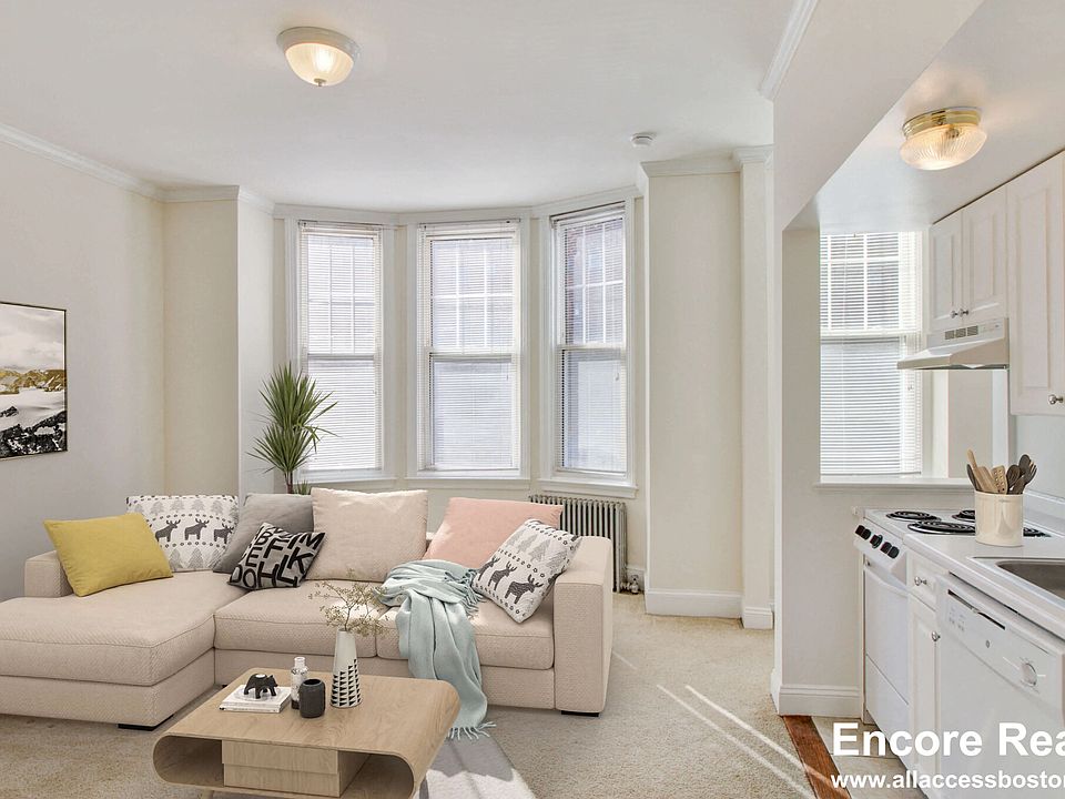 1st image of 1224 Beacon St #4