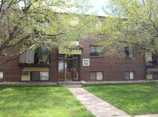 Foxdale Apartments, Fargo, ND 58103