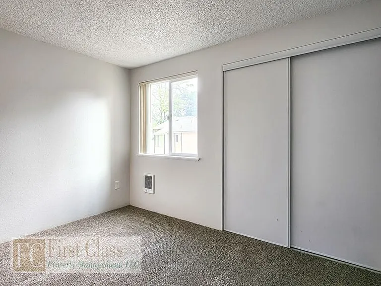 3648 SW Beaverton Hillsdale Hwy #9 — Photo 15