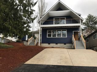 6906 SW 36th Ave #B, Portland, OR 97219