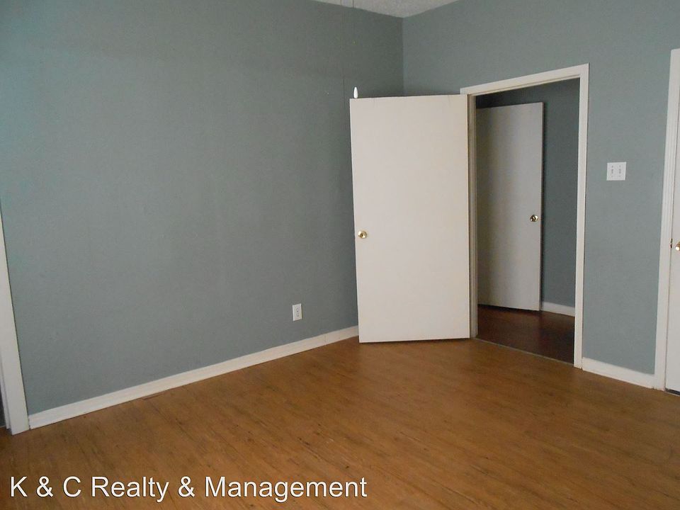 2nd image of 2411 Southern Ave