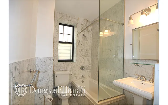 Rented by Douglas Elliman | media 19