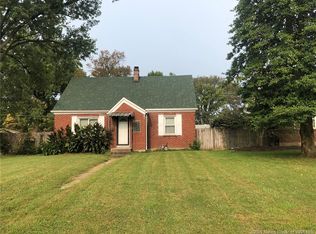 222 Kewanna Dr, Jeffersonville, IN 47130