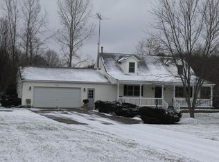 21511 Daniels Rd, Mount Vernon, OH 43050