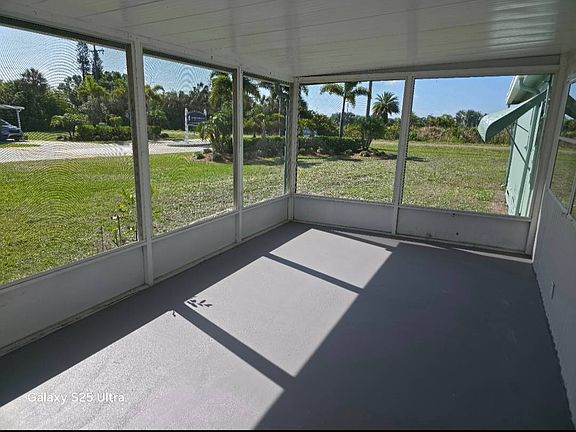 4th image of 2906 Gardenia Run Ln