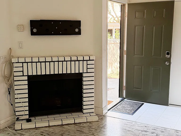8167 Vineyard Ave #117 — Photo 4