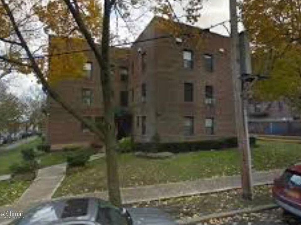 2nd image of 5202 39th Ave APT 1D