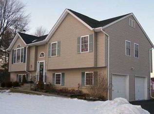 936 Hill Ave, Pine Bush, NY 12566