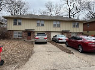 1016-1018 NW Kingscross Rd, Blue Springs, MO 64014