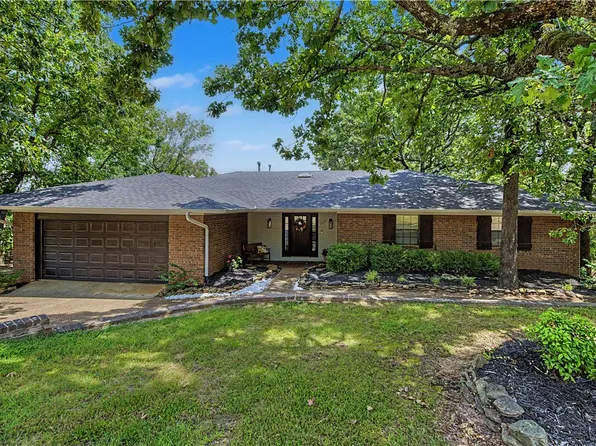 527 Beverly Hills Dr, Van Buren, AR 72956