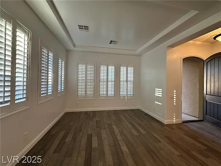 2321 Martinique Ave — Photo 10