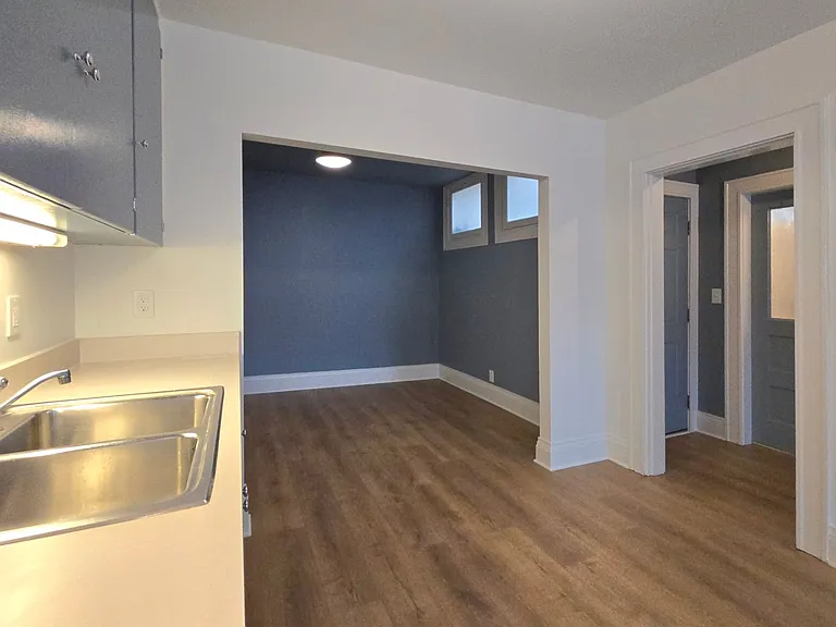 1053 N State St — Photo 5