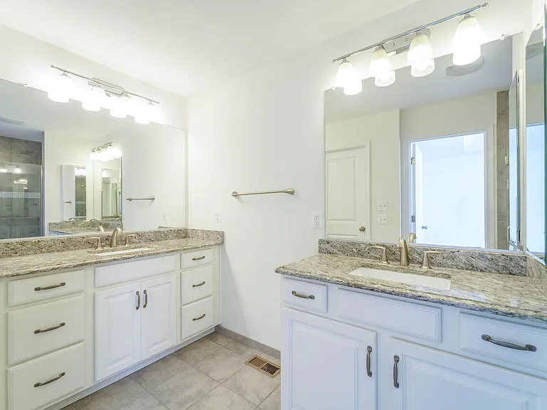 23503 Adagio Ter — Photo 22