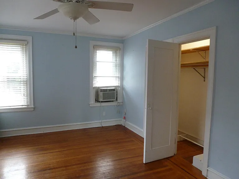 6243 Washington Ave — Photo 22