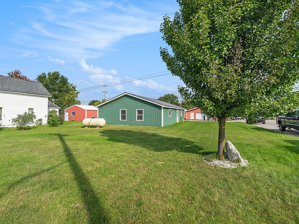108 S Walter St, Mesick, MI 49668 Zillow