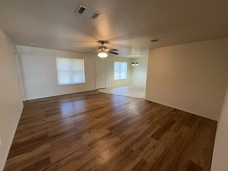 621 Deloris Dr — Photo 9