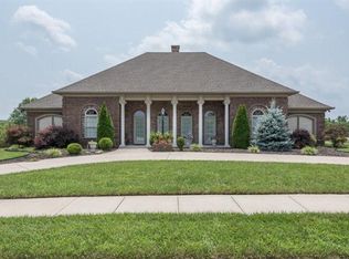 141 Hickory Meadows Dr, Richmond, KY 40475