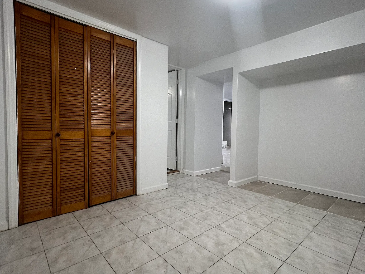 2 bed, $2,000 — Photo 1