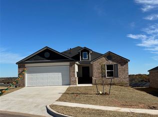 1924 Spanish Cedar Ln, Edmond, OK 73034