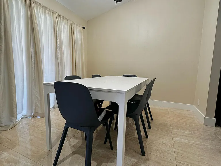 5520 Coach House Cir #G — Photo 15