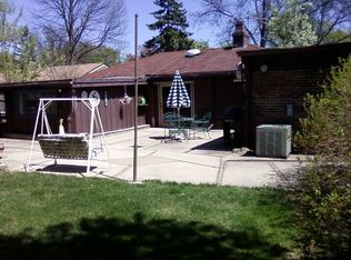 214 N Dryden Pl, Arlington Heights, IL 60004
