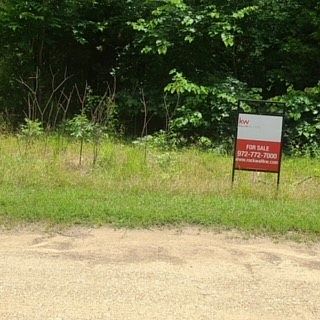 1st image of Brookwood Ct