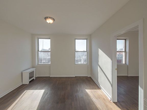 4th image of 215 W 116th St APT 6A