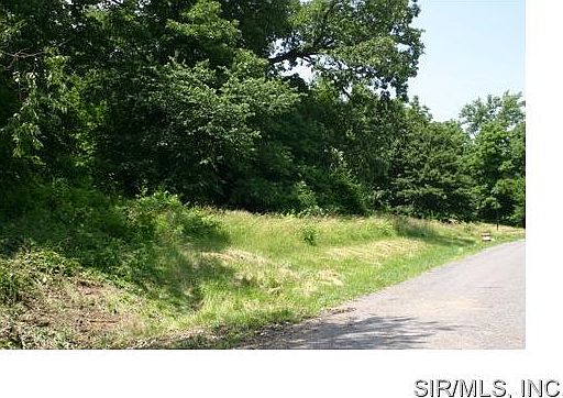 2nd image of 7 Rollingwood Dr
