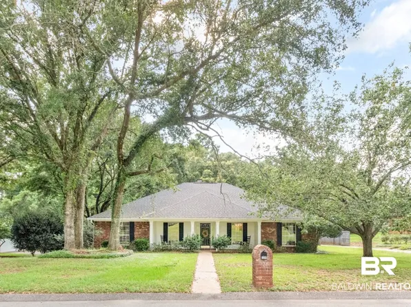 1040 Wakefield Dr W, Mobile, AL 36695
