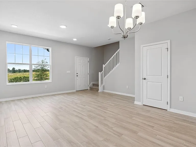 15811 Tollington Aly — Photo 4