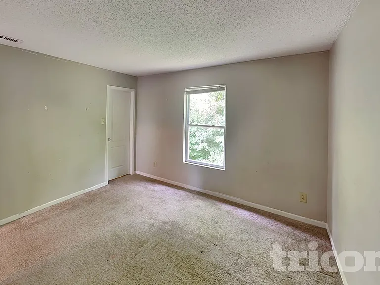 7921 Crackling Ln — Photo 7