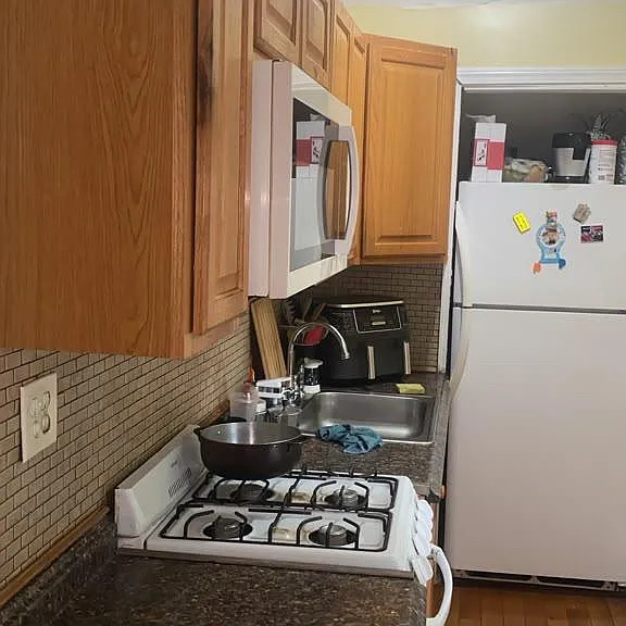 394 Blackstone St #3 — Photo 1