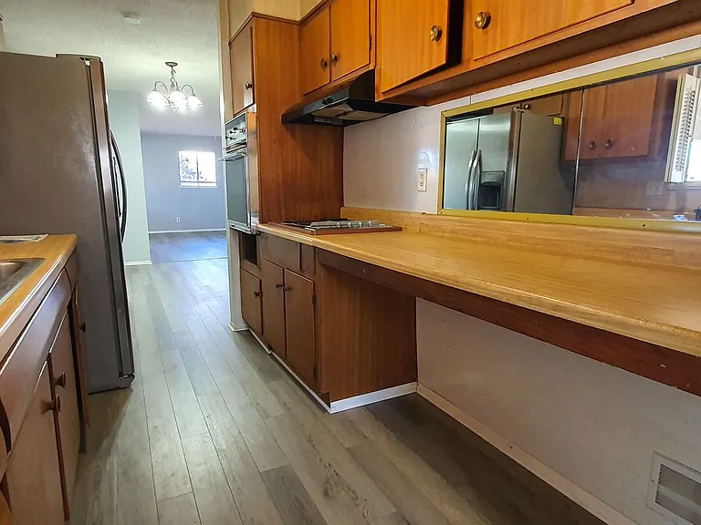 2791 Oxford Ave — Photo 23