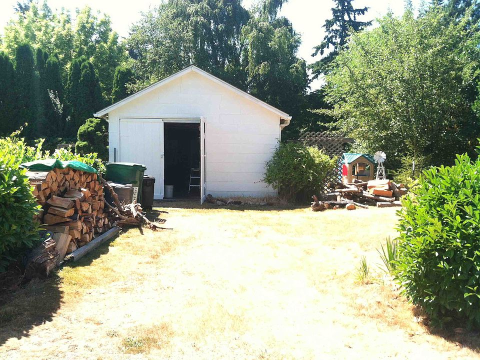 2nd image of 13003 19th Ave NE