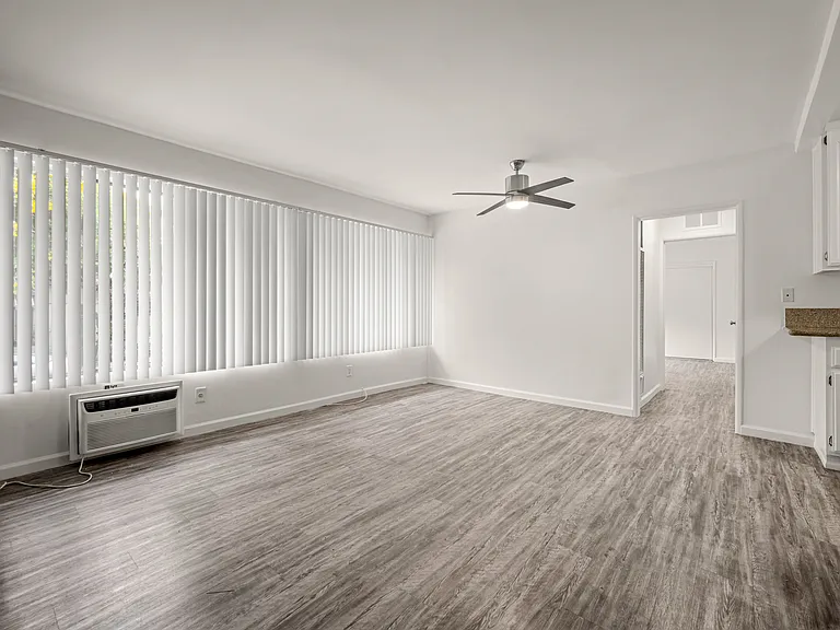 7518 LEXINGTON — Photo 24