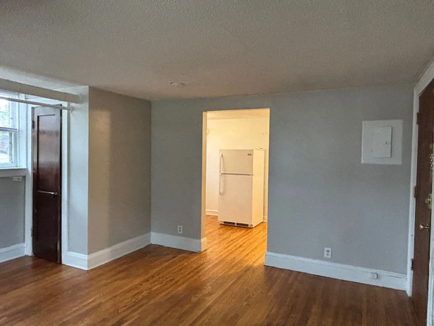 1670 Marshall Ave — Photo 4