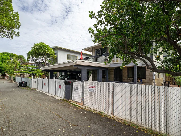 411D Kapahulu Ave #D — Photo 18