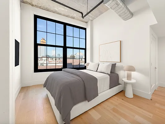 Rented by SERHANT. | media 4