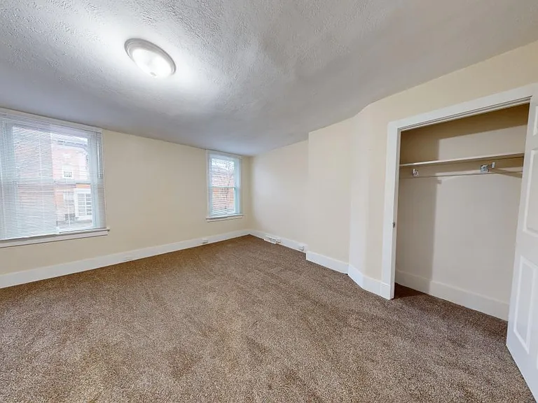 6703 Lyric St — Photo 4