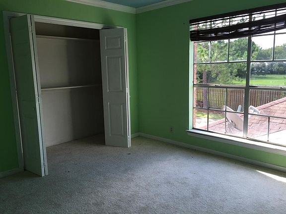 3rd image of 8335 Willow Bend Dr APT A