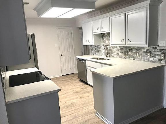 5th image of 14747 Dasmarinas Dr
